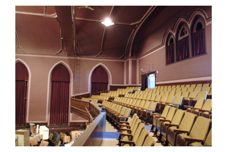 La galerie de la Salle de l'Institut.