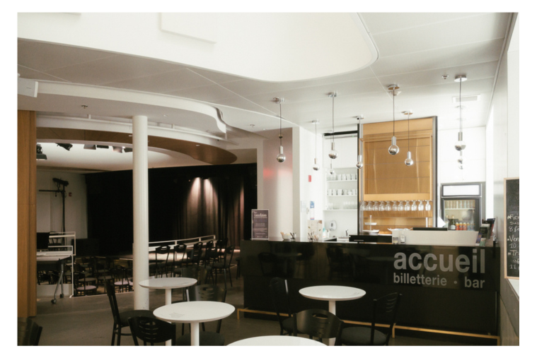 L'espace boudoir au rez-de-chaussée, en 2022. Photo par Llamaryon.